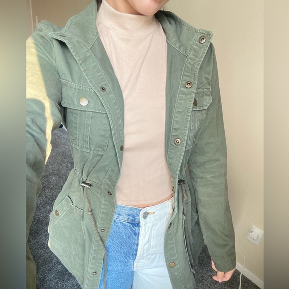 Green parka jacket - Picture 3 of 5